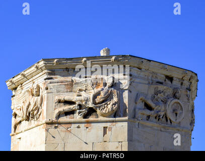 Détail de sculpture sur la Tour des vents à Athènes, Grèce Banque D'Images