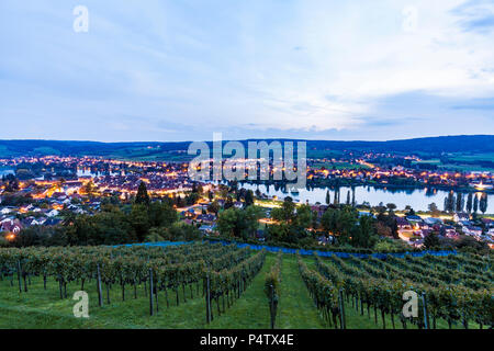 La Suisse, canton de Schaffhouse, Stein am Rhein, le lac de Constance, le Rhin, paysage urbain dans la soirée Banque D'Images