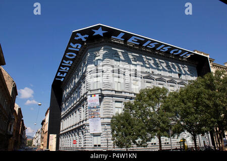 La Maison de la terreur, un musée contenant des pièces liées à la régimes fascistes et communistes situé à Budapest, Hongrie. Banque D'Images