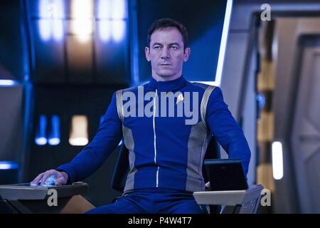 Description : Saison 1. Titre original : STAR TREK : LA DÉCOUVERTE. Titre en anglais : STAR TREK : LA DÉCOUVERTE. Film Réalisateur : ALEX KURTZMAN ; Bryan Fuller. Année : 2017. Stars : Jason Isaacs. Credit : CBS Television Studios, Living Dead Guy Productions, Rodden / Album Banque D'Images