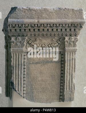 Un HONORIFICO PROCEDENTE DE SAN ROQUE. Emplacement : MUSEO DE ARQUEOLOGIA de Cadix, Andalousie, espagne. Banque D'Images