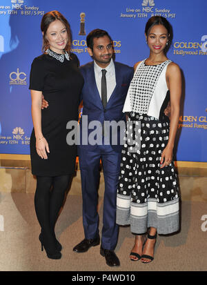 Zoe Saldana, Aziz Ansari, Olivia Wilde au Golden Globes 2013 Nominations au Beverly Hilton à Los Angeles.Olivia Wilde, Aziz Ansari, Zoe Saldana 030 cas à Hollywood Life - Californie, Red Carpet Event, USA, Cinéma, Célébrités, photographie, Bestof, Arts, Culture et divertissement, Célébrités, Mode Topix Meilleur de Hollywood, la vie, événement dans la vie d'Hollywood, Californie - Tapis rouge et en backstage, cinéma, télévision, célébrités, célébrités de la musique, des acteurs du Topix même film en salle, et la star ensemble. enquête de crédit, tsuni@Gamma-USA.com Tsuni / USA, 2013 - Groupe, plat Banque D'Images