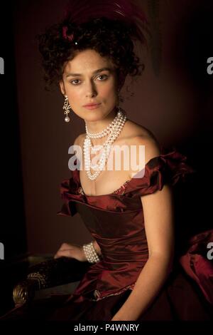 Titre original : ANNA KARENINA. Titre en anglais : ANNA KARENINA. Directeur de film : Joe WRIGHT. Année : 2012. Stars : Keira Knightley. Crédit : STUDIO CANAL/WORKING TITLE FILMS / Album Banque D'Images