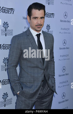 Colin Farrell participe à diverses activités de création et administration Prix Impact 10 brunch à regarder présenté par Mercedes-Benz à la 25e Festival International du Film de Palm Springs à Palm SpringsColin 110 Parker Farrell ------------- Red Carpet Event, Vertical, USA, Cinéma, Célébrités, photographie, Bestof, Arts, Culture et divertissement, Célébrités Topix fashion / Vertical, Best of, événement dans la vie d'Hollywood - Californie, tapis rouge et en backstage, USA, Cinéma, Célébrités, cinéma, télévision, Célébrités célébrités Musique, Photographie, arts, Bestof de la Culture et du divertissement, Banque D'Images