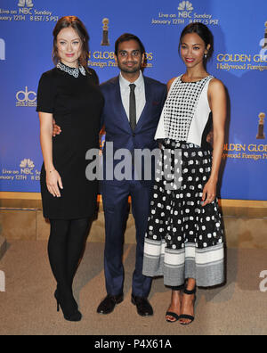 Zoe Saldana, Aziz Ansari, Olivia Wilde au Golden Globes 2013 Nominations au Beverly Hilton à Los Angeles.Un Olivia Wilde, Aziz Ansari, Zoe Saldana 026 cas à Hollywood Life - Californie, Red Carpet Event, USA, Cinéma, Célébrités, photographie, Bestof, Arts, Culture et divertissement, Célébrités, Mode Topix Meilleur de Hollywood, la vie, événement dans la vie d'Hollywood, Californie - Tapis rouge et en backstage, cinéma, télévision, célébrités, célébrités de la musique, des acteurs du Topix même film en salle, et la star ensemble. enquête de crédit, tsuni@Gamma-USA.com Tsuni / USA, 2013 - Groupe, T Banque D'Images