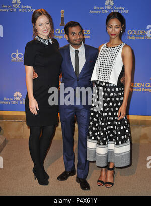 Zoe Saldana, Aziz Ansari, Olivia Wilde au Golden Globes 2013 Nominations au Beverly Hilton à Los Angeles.Un Olivia Wilde, Aziz Ansari, Zoe Saldana 027 cas à Hollywood Life - Californie, Red Carpet Event, USA, Cinéma, Célébrités, photographie, Bestof, Arts, Culture et divertissement, Célébrités, Mode Topix Meilleur de Hollywood, la vie, événement dans la vie d'Hollywood, Californie - Tapis rouge et en backstage, cinéma, télévision, célébrités, célébrités de la musique, des acteurs du Topix même film en salle, et la star ensemble. enquête de crédit, tsuni@Gamma-USA.com Tsuni / USA, 2013 - Groupe, T Banque D'Images