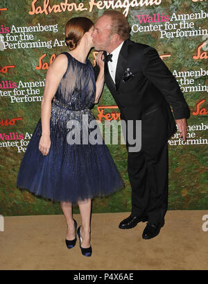 Amy Adams et James Caan arrivant à l'Wallis Annenberg Center for the Performing Arts en HillsAmy Beverly Adams et James Caan événement dans la vie d'Hollywood, Californie - Red Carpet Event, USA, Cinéma, Célébrités, photographie, Bestof, Arts, Culture et divertissement, Célébrités, Mode Topix Meilleur de Hollywood, la vie, événement dans la vie d'Hollywood, Californie - Tapis rouge et en backstage, cinéma, télévision, célébrités, célébrités de la musique, des acteurs du Topix même film en salle, et la star ensemble. enquête de crédit, tsuni@Gamma-USA.com Tsuni / USA, 2013 - Groupe, télévision et film cast Banque D'Images