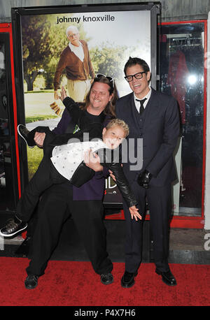 Johnny Knoxville, Jackson Nicoll au mauvais GranPa Première au TLC Chinese Theatre de Los Angeles.Johnny Knoxville, Jackson Nicoll- événement dans la vie d'Hollywood, Californie - Red Carpet Event, USA, Cinéma, Célébrités, photographie, Bestof, Arts, Culture et divertissement, Célébrités, Mode Topix Meilleur de Hollywood, la vie, événement dans la vie d'Hollywood, Californie - Tapis rouge et en backstage, cinéma, télévision, célébrités, célébrités de la musique, des acteurs du Topix même film en salle, et la star ensemble. enquête de crédit, tsuni@Gamma-USA.com Tsuni / USA, 2013 - Groupe, télévision et film cast Banque D'Images