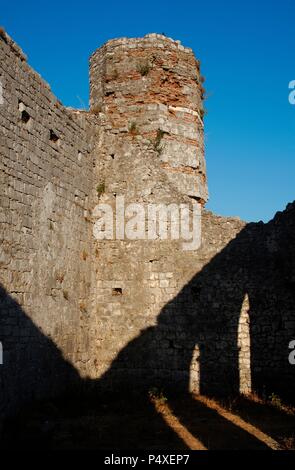 République d'Albanie. Shkodra (Scutari). L'église St-Stephen's dans le château de Rozafa. Banque D'Images