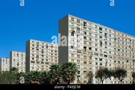 L'Espagne. La Catalogne. L'Hospitalet de Llobregat. Blocs de bâtiments. Quartier Bellvitge. Banque D'Images