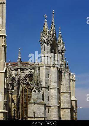 L'Espagne. Leon. Santa Mari  n de Leo une cathédrale, également appelé la chambre de lumière ou la Pulchra Leonina. De style gothique. 13e siècle. Construit par maître architecte Enrique. De l'extérieur.. Détail. Banque D'Images