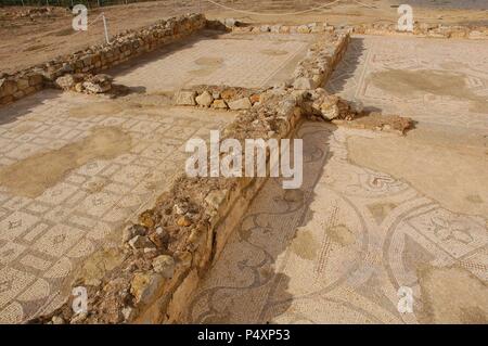 Ruines de Milreu. Villa romaine (1er - 4e siècle après J.-C.). Mosaïques. Estoi, près de Faro. Algarve. Le Portugal. Banque D'Images