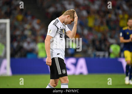 Sochi, Russie. 23 Juin, 2018. Timo WERNER (GER) est réfléchi, frustré, touche la tête, premier tour, groupe F, Match 27, l'Allemagne (GER) - Suède (SWE) 2 : 1, le 23.06.2018 à Sotchi, stade Fisht Olymipic. Coupe du Monde de Football 2018 en Russie à partir de la 14.06. - 15.07.2018. Utilisation dans le monde entier | Credit : dpa/Alamy Live News Banque D'Images