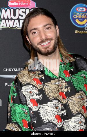 Alesso aux arrivées pour 2018 Disney Radio Music Awards, Loews Hollywood Hotel, Los Angeles, CA, 22 juin 2018. Photo par : Priscilla Grant/Everett Collection Banque D'Images