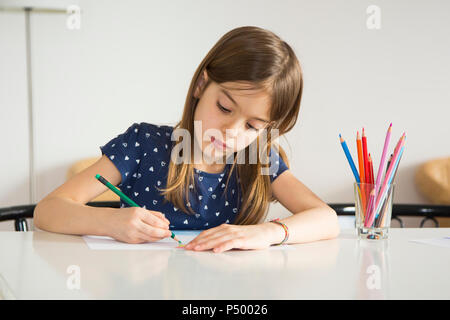 Portrait de petite fille dessin Banque D'Images