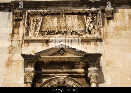 La Croatie. Dubrovnik. Couvent franciscain. 14e siècle. Reconstruite au 17e siècle. Banque D'Images