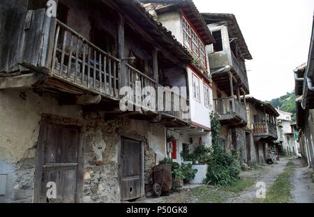 L'Espagne. Les Asturies. Corias. Street. Banque D'Images