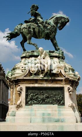 Eugène de Savoie Carignan (1663-1736), appelé le Prince Eugène. Politique française et le service militaire en Autriche. En évidence dans la lutte pour la libération de Vienne par les Turcs et dans les campagnes successives dans le Danube. Statue de Prince par Jozsef Rona (1861-1939) en 1900 pour commémorer la bataille de Zenta, 1697. Budapest. La Hongrie. Banque D'Images