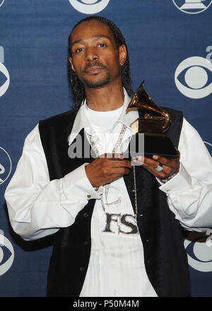 Chamillionaire backstage à la 49e Grammy's au Staples Center de Los Angeles. 11 février 2007. contact avec les yeux mi-longueur sourire trophée - Chamillionaire139.jpgChamillionaire139 événement dans la vie d'Hollywood, Californie - Red Carpet Event, USA, Cinéma, Célébrités, photographie, Bestof, Arts, Culture et divertissement, Célébrités, Mode Topix Meilleur de Hollywood, la vie, événement dans la vie d'Hollywood, Californie - une remise de trophée, backstage, cinéma, télévision, célébrités, célébrités de la musique, Topix Bestof, Arts, Culture et loisirs, photographie, enquête Banque D'Images