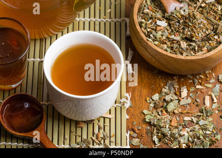 Tisane et du miel pur Banque D'Images