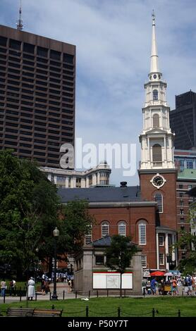 United States. Boston. Le Massachusetts. Park Street Church. Congregational Church fondée en 1809, par l'architecte Peter Bannière. Banque D'Images