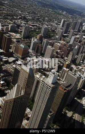ESTADOS UNIDOS. CHICAGO. Vista Aérea de los rascacielos de la zona norte del centro de la ciudad. L'état de l'Illinois. Banque D'Images