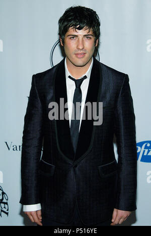 Brandon Davis arrivant à la 16e Carousel d'espoir au profit de la Barbara Davis Centre for Childhood Diabetes au Beverly Hilton de Los Angeles. Le 23 octobre 2004. DavisBrandon179 Red Carpet Event, Vertical, USA, Cinéma, Célébrités, photographie, Bestof, Arts, Culture et divertissement, Célébrités Topix fashion / Vertical, Best of, événement dans la vie d'Hollywood, Californie - Tapis rouge et en backstage, USA, Cinéma, Célébrités, cinéma, télévision, Célébrités célébrités musique, photographie, Arts et culture, Bestof, divertissement, Topix, vertical, une seule personne, à partir de l'années , Banque D'Images