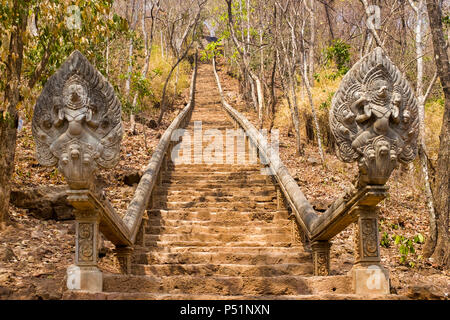 Escaliers à Prasat Banan, Battambang, Cambodge, Banque D'Images