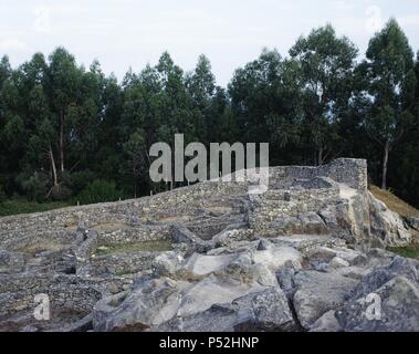 ARTE CELTA. ESPAÑA. CITANIA DE SANTA TECLA (CASTRO DE SANTA TECLA). Poblado fortificado protohistórico perteneciente a la llamada "Cultura de los Castros'. Asentado en el Monte Santa Tecla, fue habitado desde el s. X a. C. hasta el s. III de notre ère. Un GARDA (LA GUARDIA). Provincia de Pontevedra. La Galice. Banque D'Images