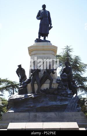 L'Ukraine. Sébastopol. Monument (1909) de Général Russe Eduard Ivanovitch Totleben (1818-1884) et des défenseurs de la ville pendant la guerre de Crimée. Péninsule de Crimée. Banque D'Images