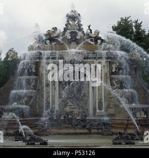 L'Espagne. Castille et Leon. San Ildefonso. Palais Royal de La Granja de San Ildefons. Les jardins. Thermes de la Fontaine de Diane. Construit par Demaudre et Pitue. Le style baroque. Point de vue. Banque D'Images