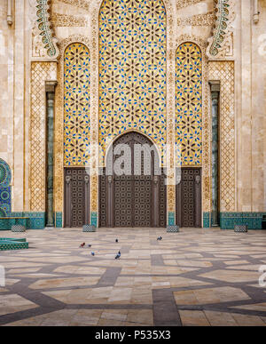 CASABLANCA, MAROC - CIRCA AVRIL 2017 : Mosquée Hassan II de Casablanca. Banque D'Images