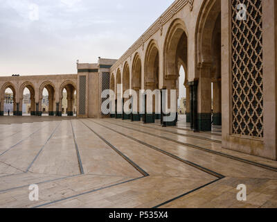 CASABLANCA, MAROC - CIRCA AVRIL 2017 : Mosquée Hassan II de Casablanca. Banque D'Images