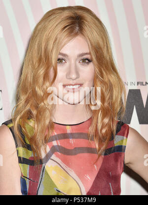 KATHERINE McNAMARA actrice nous assiste à la Women in Film Crystal  + Lucy Awards 2018 au Beverly Hilton Hotel, le 13 juin 2018 à Beverly Hills, Californie. Photo : Jeffrey Mayer Banque D'Images