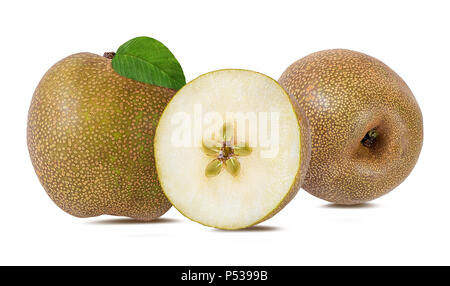 Poire asiatique(Pyrus pyrifolia) isolé sur fond blanc. Banque D'Images