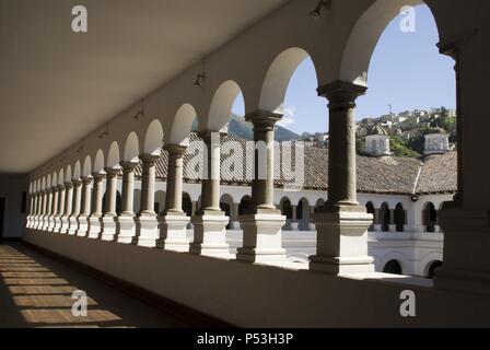 L'Equateur.quito.Centro historico.Couvent de La Merced (XVII siècle). Cloître principal. Banque D'Images