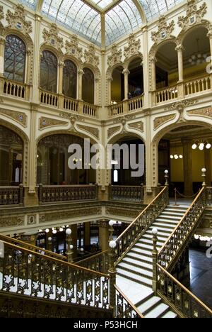 Mexique.Mexico Postal .Palace (1907) travaux de Porfiriato Italien Adamo Boari.architecture et architecture mexicaine Gonzalez Garita. . Banque D'Images