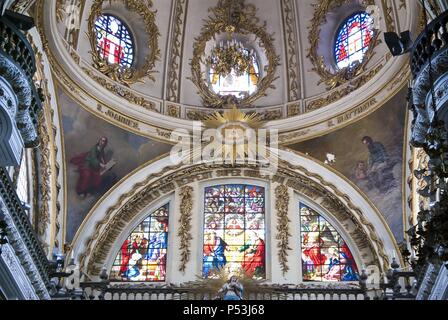 Mexique.Guadalajara.Cathédrale ( XVII XVIII siècles). L'intérieur. Banque D'Images