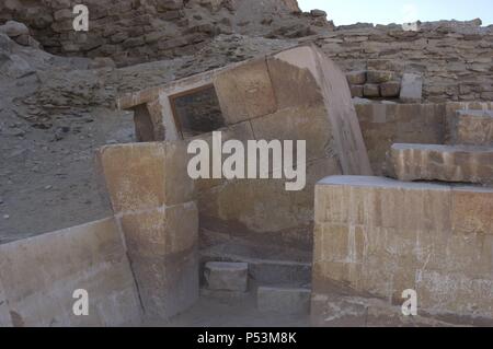 L'Égypte. Saqqara. Djoser's complexe. Le serdab, une petite enceinte. Troisième Millénaire. Vieux Royaume. Banque D'Images