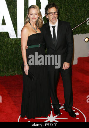 Ben Stiller    114 Christine Taylor - Vanity Fair Oscar Party Après à Los Angeles.Ben Stiller    114 Christine Taylor événement dans la vie d'Hollywood, Californie - Red Carpet Event, USA, Cinéma, Célébrités, photographie, Bestof, Arts, Culture et divertissement, Célébrités, Mode de vie meilleure, Hollywood, événement dans la vie d'Hollywood, Californie - Tapis rouge et en coulisses, musique, célébrités, Topix en couple, en famille (mari et femme) et les enfants - les enfants, frères et sœurs, tsuni@Gamma-USA.com Tsuni enquête de crédit / USA, 2010 Banque D'Images