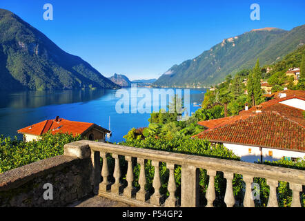 Cressogno petite ville sur le lac de Lugano, Italie Banque D'Images