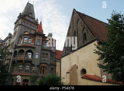 République tchèque. Prague. Ancien Nouvelle Synagogue. Gothique, 13ème siècle. Juif Josefov (quater). Est la plus ancienne synagogue d'Europe active. Banque D'Images