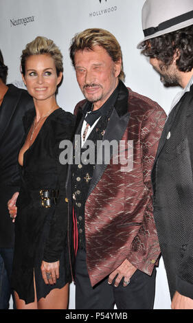 Johnny Halliday, Laeticia Halliday 6e partie rose à la Drai à Los Angeles.Johnny Halliday, Laeticia Halliday 082 cas à Hollywood Life - Californie, Red Carpet Event, USA, Cinéma, Célébrités, photographie, Bestof, Arts, Culture et divertissement, Célébrités, Mode de vie meilleure, Hollywood, événement dans la vie d'Hollywood, Californie - Tapis rouge et en coulisses, musique, célébrités, Topix en couple, en famille (mari et femme) et les enfants - les enfants, frères et sœurs, tsuni@Gamma-USA.com Tsuni enquête de crédit / USA, 2010 Banque D'Images