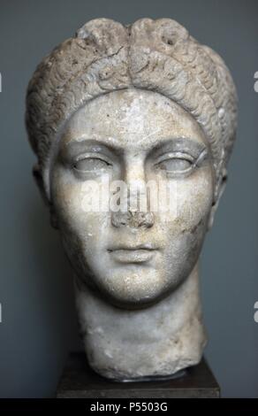 Vibia Sabina (83-136/137). Impératrice romaine, épouse d'Hadrien. Buste. En. C. 128 A.D. Carlsberg Glyptotek Museum. Copenhague. Le Danemark. Banque D'Images