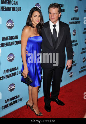 Matt Damon    15 épouse Luciana Barroso - American Cinematheque Tribute - Matt Damon au Beverly Hilton Hotel à Los Angeles.Matt Damon    15 épouse Luciana Barroso événement dans la vie d'Hollywood, Californie - Red Carpet Event, USA, Cinéma, Célébrités, photographie, Bestof, Arts, Culture et divertissement, Célébrités, Mode de vie meilleure, Hollywood, événement dans la vie d'Hollywood, Californie - Tapis rouge et en coulisses, musique, célébrités, Topix en couple, en famille (mari et femme) et les enfants - les enfants, frères et sœurs, tsuni@Gamma-USA.com Tsuni enquête de crédit / USA, 2010 Banque D'Images