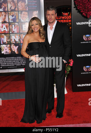 Rebecca Gayheart Eric    ValentineÕs Dane 21 - Jour Premiere au Chinese Theatre de Los Angeles.Rebecca Gayheart    21 Eric Dane événement dans la vie d'Hollywood, Californie - Red Carpet Event, USA, Cinéma, Célébrités, photographie, Bestof, Arts, Culture et divertissement, Célébrités, Mode de vie meilleure, Hollywood, événement dans la vie d'Hollywood, Californie - Tapis rouge et en backstage, célébrités, Musique, Topix en couple, en famille (mari et femme) et les enfants - les enfants, frères et sœurs, tsuni@Gamma-USA.com Tsuni enquête de crédit / USA, 2010 Banque D'Images