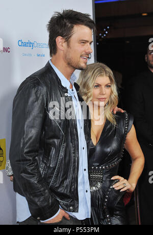 Fergie, Josh Duhamel, Black Eyed Peas Black Eyed Peas à l'anniversaire pour apl.de.ap à la conga Room à Los Angeles.Un Fergie, Josh Duhamel, Black Eyed Peas  10 ------------- Red Carpet Event, Vertical, USA, Cinéma, Célébrités, photographie, Bestof, Arts, Culture et divertissement, Célébrités Topix fashion / Vertical, Best of, événement dans la vie d'Hollywood, Californie - Tapis rouge et en backstage, USA, Cinéma, Célébrités, cinéma, télévision, Célébrités célébrités musique, photographie, Arts et culture, Bestof, divertissement, Topix, verticale de la famille à partir de l'an , 201 Banque D'Images