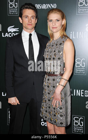 Claire Danes, Hugh Dancy à la costumière Awards au Beverly Hilton à Los Angeles.Claire Danes, Hugh Dancy  40 ------------- Red Carpet Event, Vertical, USA, Cinéma, Célébrités, photographie, Bestof, Arts, Culture et divertissement, Célébrités Topix fashion / Vertical, Best of, événement dans la vie d'Hollywood, Californie - Tapis rouge et en backstage, USA, Cinéma, Célébrités, cinéma, télévision, Célébrités célébrités musique, photographie, Arts et culture, Bestof, divertissement, Topix, verticale de la famille de l'année 2011, enquête tsuni@Gamma-USA.com et Mari Banque D'Images