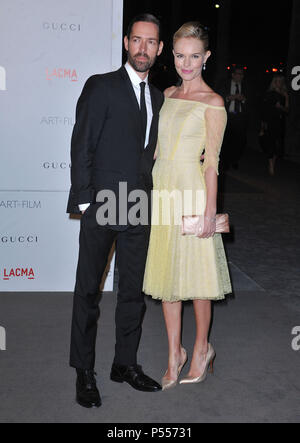 Kate Bosworth, Michael Polish au LACMA ART  + FILM inaugural des hôtes gala au Musée LACMA à Los Angeles.Kate Bosworth, Michael Polish  160 ------------- Red Carpet Event, Vertical, USA, Cinéma, Célébrités, photographie, Bestof, Arts, Culture et divertissement, Célébrités Topix fashion / Vertical, Best of, événement dans la vie d'Hollywood, Californie - Tapis rouge et en backstage, USA, Cinéma, Célébrités, cinéma, télévision, Célébrités célébrités musique, photographie, Arts et culture, Bestof, divertissement, Topix, verticale de la famille de l'année 2011, enquête tsuni@Gamm Banque D'Images