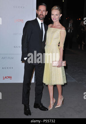 Kate Bosworth, Michael Polish  161 hôtes au LACMA ART  + FILM gala inaugural au Musée LACMA à Los Angeles.Kate Bosworth, Michael Polish  161 ------------- Red Carpet Event, Vertical, USA, Cinéma, Célébrités, photographie, Bestof, Arts, Culture et divertissement, Célébrités Topix fashion / Vertical, Best of, événement dans la vie d'Hollywood, Californie - Tapis rouge et en backstage, USA, Cinéma, Célébrités, cinéma, télévision, Célébrités célébrités musique, photographie, Arts et culture, Bestof, divertissement, Topix, verticale de la famille de l'année 2011, enquête tsuni Banque D'Images